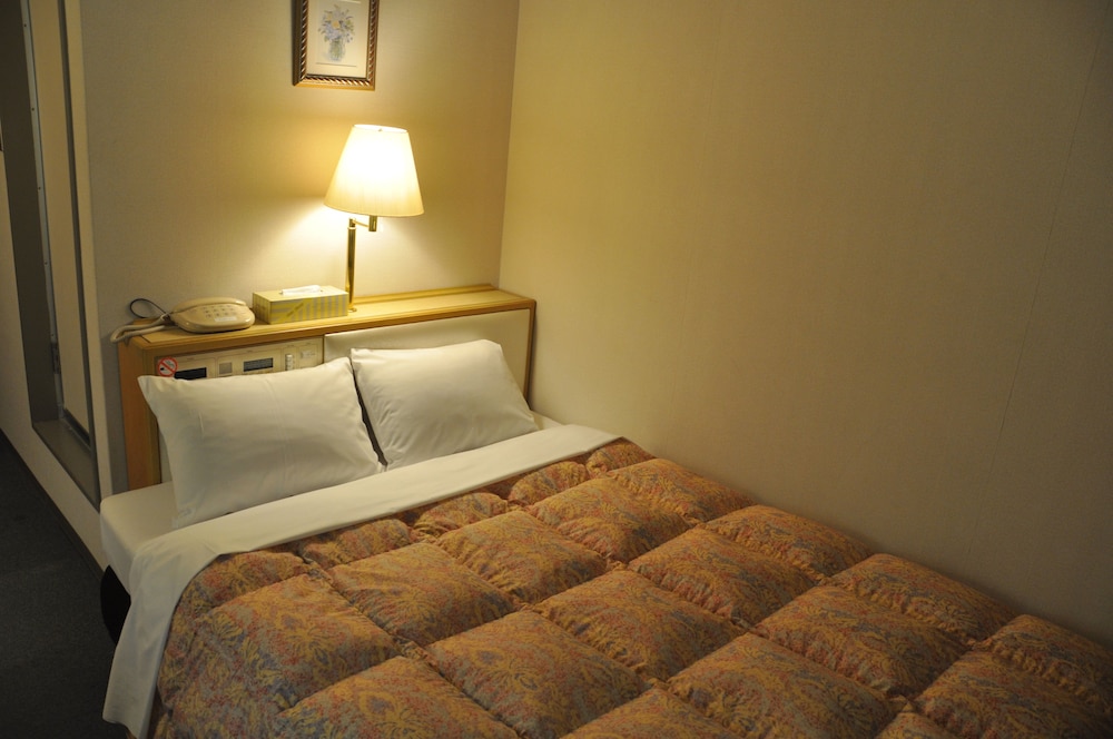 ダブルルーム 喫煙可 客室4 | パレスイン豊田