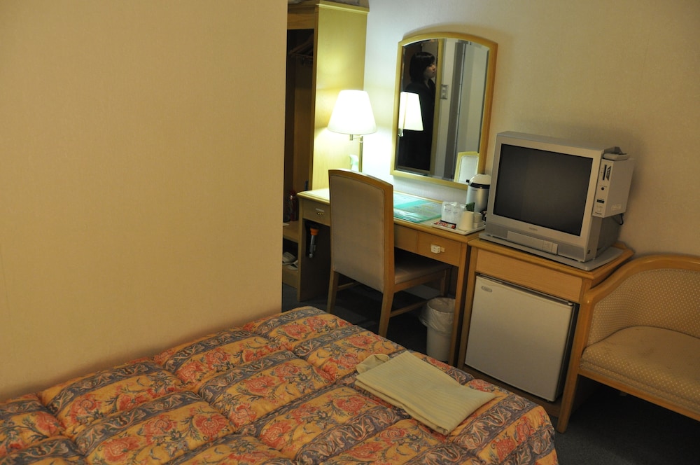 ツインルーム 喫煙可 客室2 | パレスイン豊田