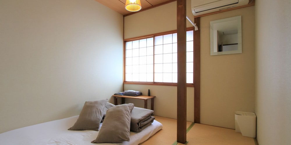 兼六園 2名利用 (共用バスルーム) | ゲストハウス ハクカ