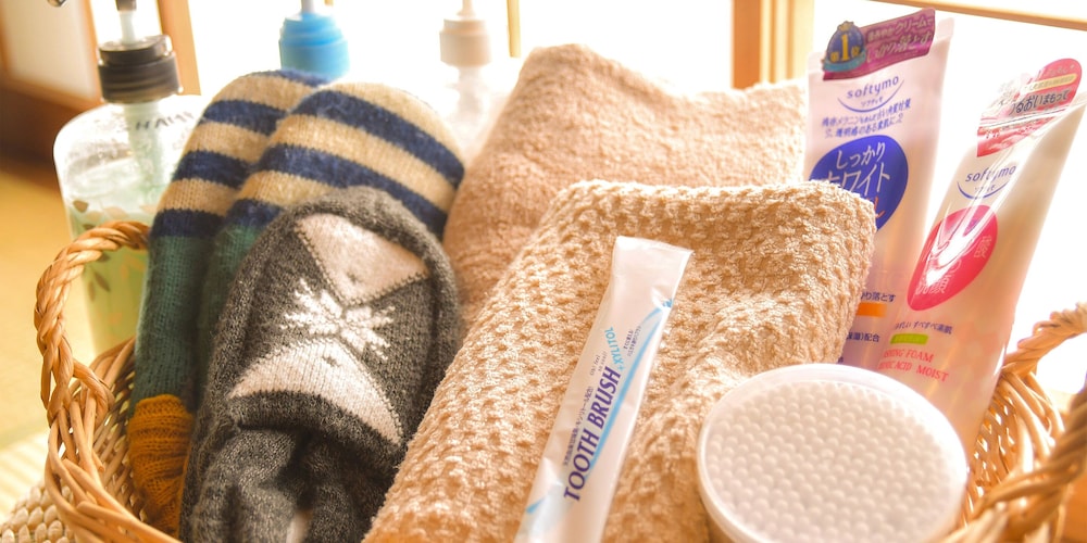 兼六園 2名利用 (共用バスルーム) 客室の設備とサービス0 | ゲストハウス ハクカ