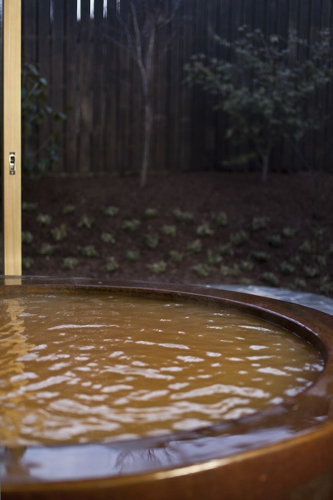 スイートルームやよい 禁煙 (0-11歳のお子様はディナー別料金 アラカルトからご注文可) バスルーム0 | 極楽温泉 匠の宿