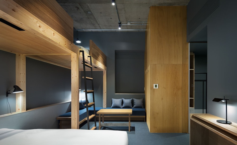 Moderate Loft 客室2 | KUMU 金沢 by The Share Hotels