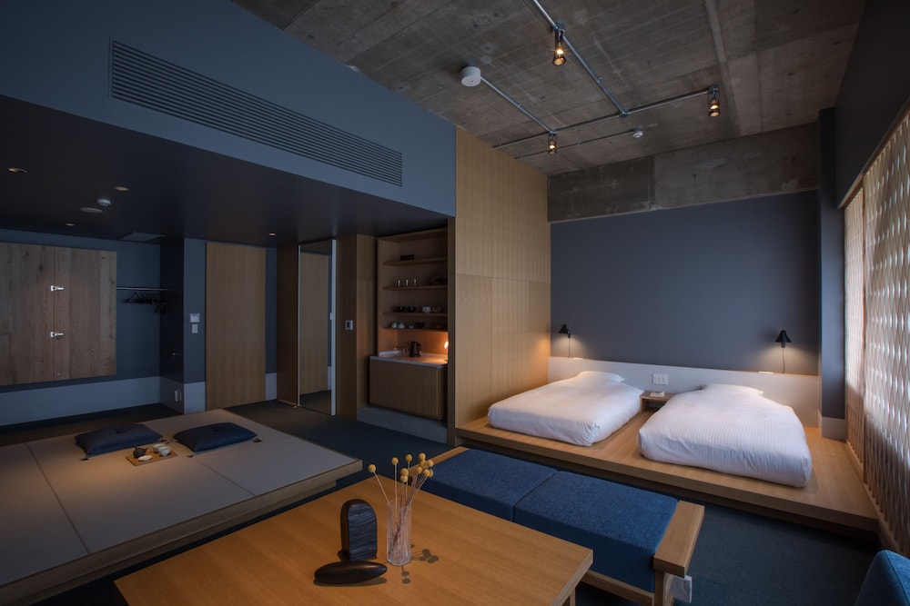 Junior Suite with Japanese-style 客室2 | KUMU 金沢 by The Share Hotels