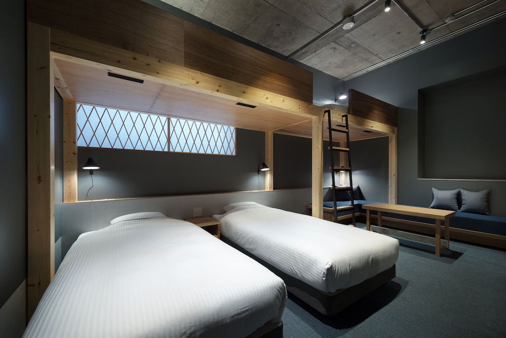 Moderate Loft | KUMU 金沢 by The Share Hotels