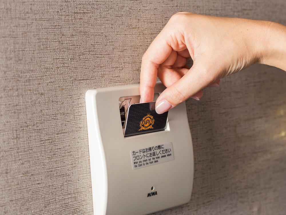スタンダードルーム(2名利用)禁煙 客室の設備とサービス24 | アパホテル〈御堂筋本町駅東〉