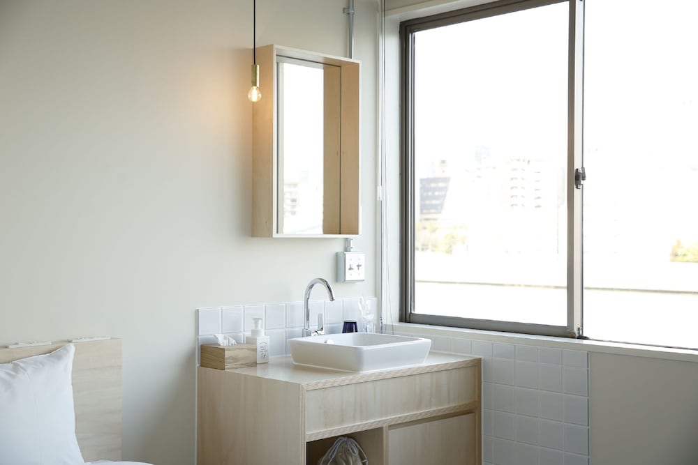 Bunk with River View and Shared Bathroom 客室1 | LYURO 東京清澄 by THE SHARE HOTELS