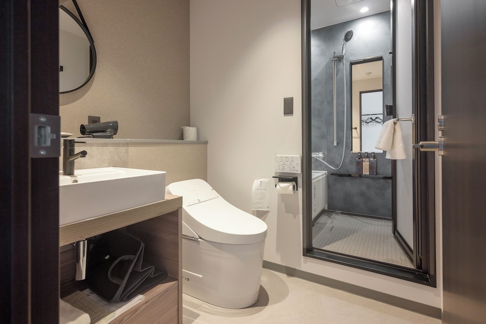 キングサイズルーム（新設部屋）禁煙 (ベッドタイプリクエスト不可) バスルーム0 | ホテルグランドティアラ南名古屋