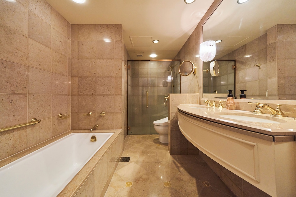 デラックス ダブルルーム 禁煙 (ベッドタイプリクエスト不可) バスルーム0 | ホテルグランドティアラ南名古屋