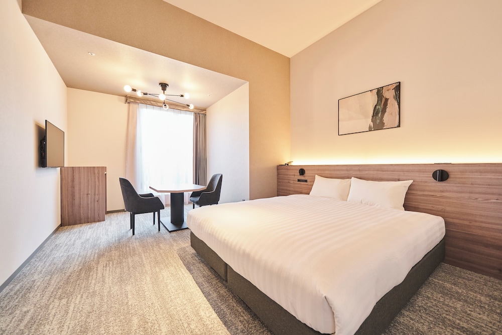 キングサイズルーム（新設部屋）禁煙 (ベッドタイプリクエスト不可) | ホテルグランドティアラ南名古屋