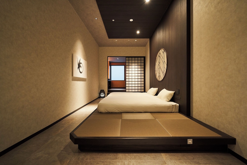 和モダン　2ベッドルーム（新設部屋）禁煙 (ベッドタイプリクエスト不可) | ホテルグランドティアラ南名古屋