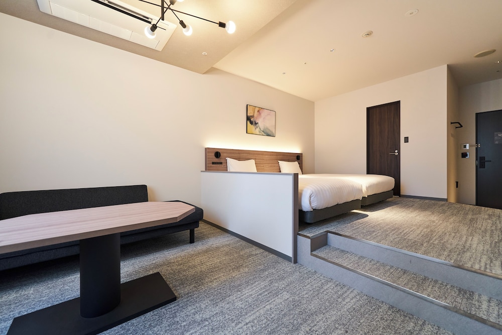 ツインルーム（ソファベッド利用で最大３名様)(新設部屋）禁煙 (ベッドタイプリクエスト不可) 客室2 | ホテルグランドティアラ南名古屋