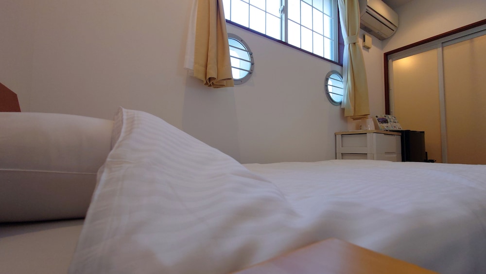 ツインルーム バリアフリー 客室4 | ゼログラヴィティ清水ヴィラ