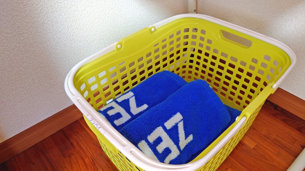 シングルルーム 共用バスルーム 客室17 | ゼログラヴィティ清水ヴィラ
