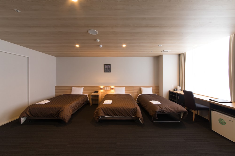 トリプルルーム (チェックアウト 12:00) 禁煙 客室2 | 泉佐野センターホテル