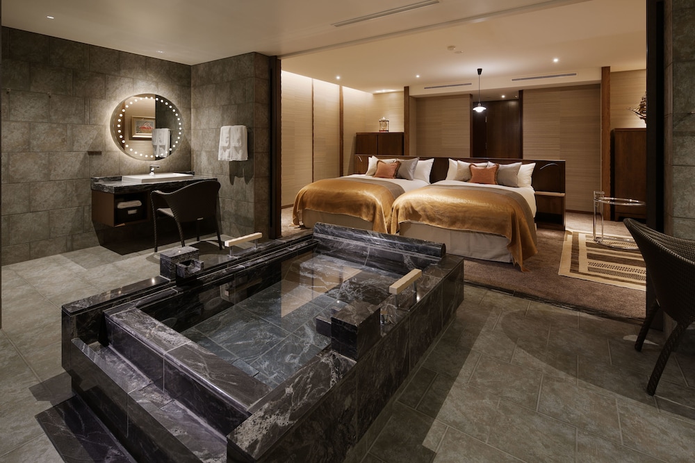 1F ツイン (フランス料理の夕食と朝食付) 禁煙 客室4 | ザ・ひらまつ ホテルズ＆リゾーツ 熱海