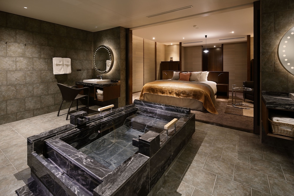 1F ダブル (フランス料理の夕食と朝食付) 禁煙 | ザ・ひらまつ ホテルズ＆リゾーツ 熱海