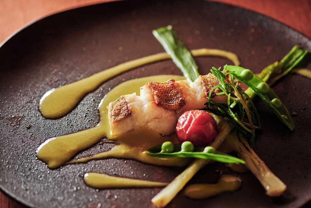 松の間 (フランス料理の夕食と朝食付) 禁煙 | ザ・ひらまつ ホテルズ&リゾーツ 熱海