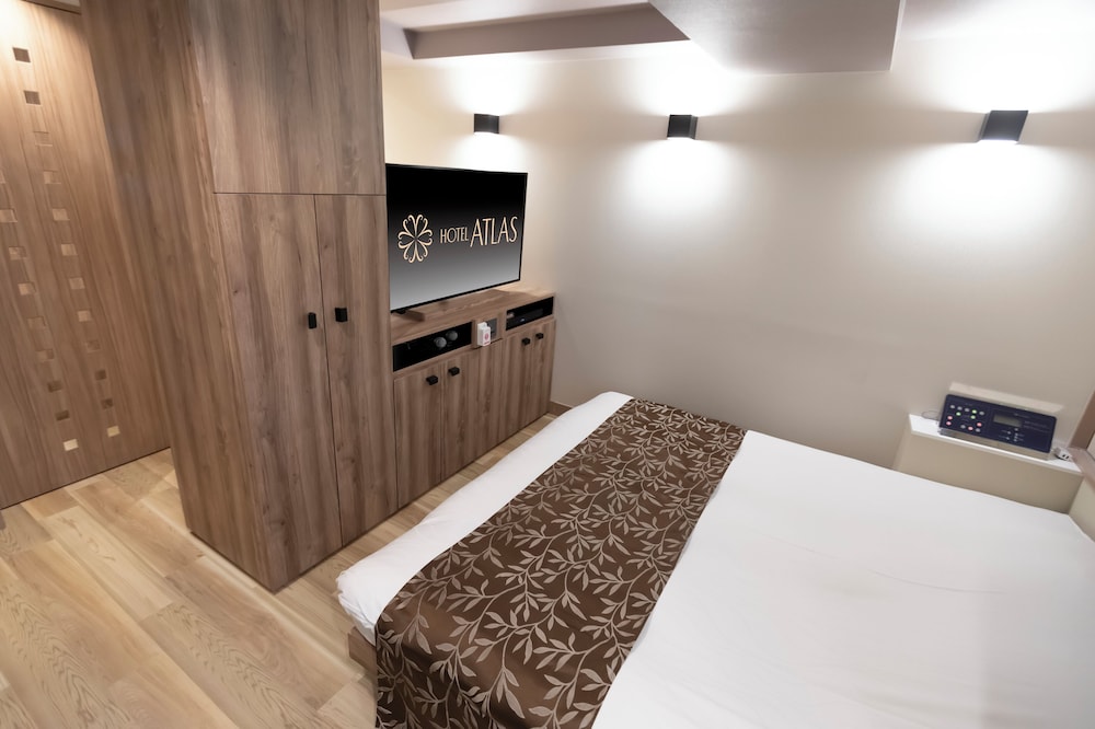 お部屋お任せ ショートステイ チェックイン時間 夜9時、チェックアウト時間 朝11時 客室14 | ホテルアトラス新宿歌舞伎町 - 大人限定