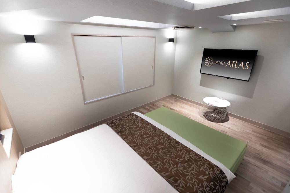 お部屋お任せ ショートステイ チェックイン時間 夜9時、チェックアウト時間 朝11時 客室2 | ホテルアトラス新宿歌舞伎町 - 大人限定