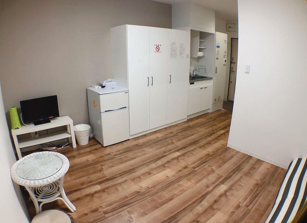 ベーシック トリプルルーム 客室1 | 大阪鶴橋亭ホテル Asahi group