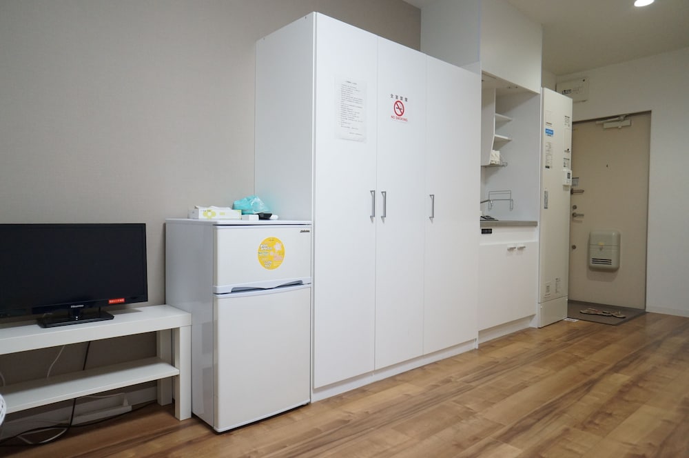 ベーシック トリプルルーム 客室の設備とサービス1 | 大阪鶴橋亭ホテル Asahi group