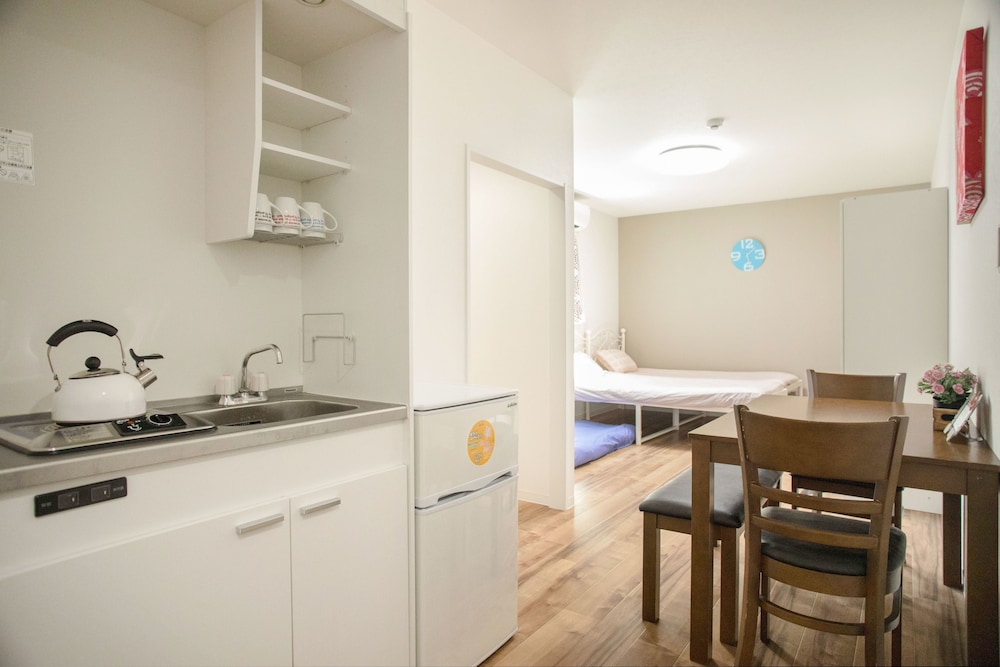 ベーシック 4 人部屋 | 大阪鶴橋亭ホテル Asahi group