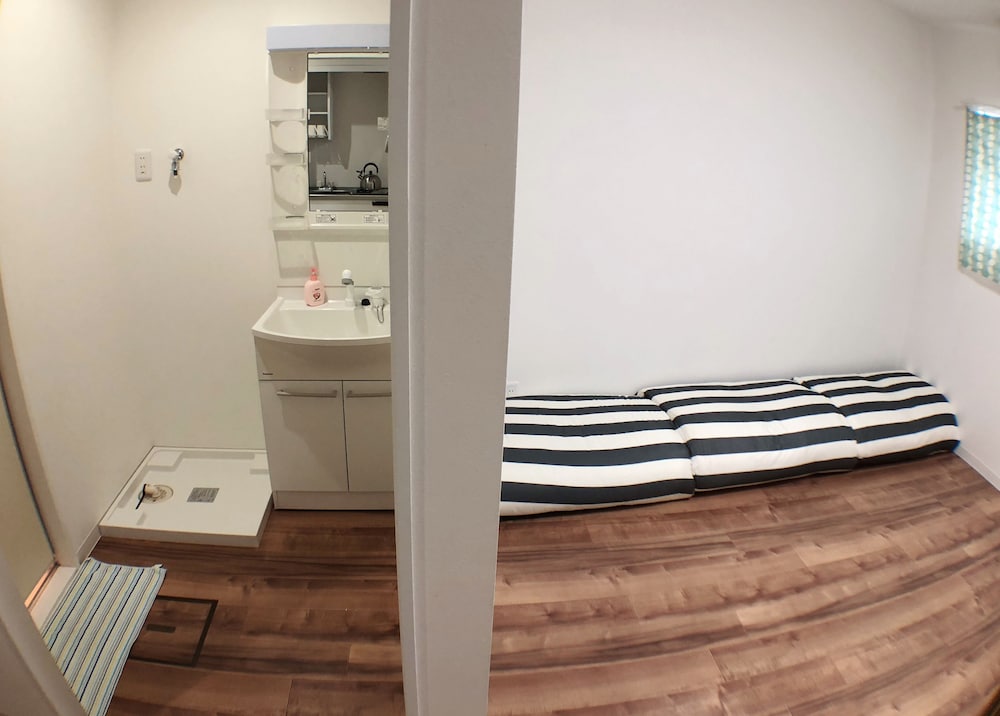 ベーシック トリプルルーム 客室4 | 大阪鶴橋亭ホテル Asahi group