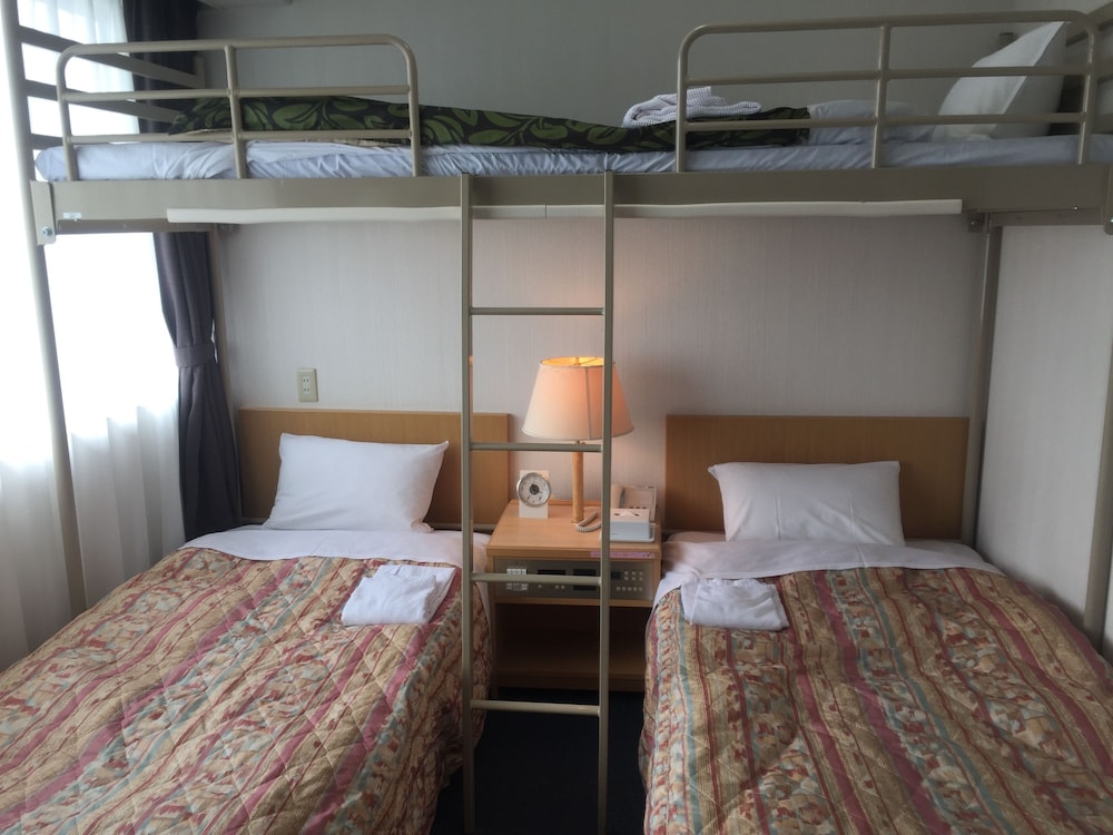 トリプルルーム | 大阪アカデミア