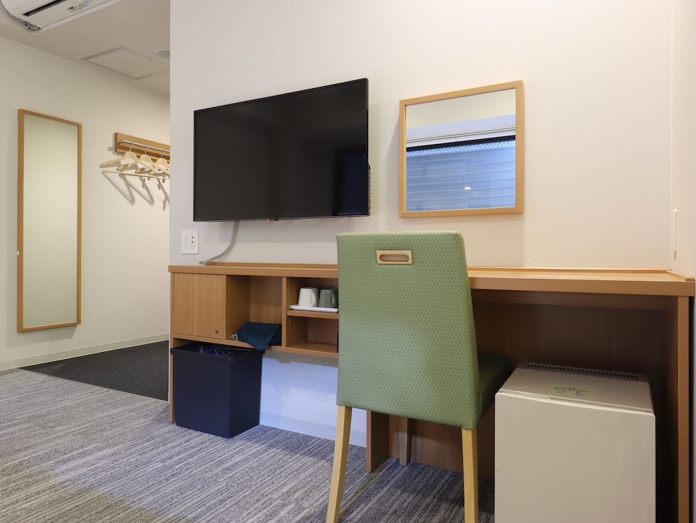 ツインルーム ダブルベッド 2 台 客室1 | ホテルグラッドワン京都七条 by M's