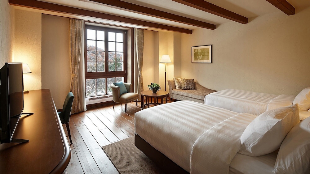 【ネスト棟】デラックスツイン(ベッド2台) 客室2 | ロッテ アライ リゾート