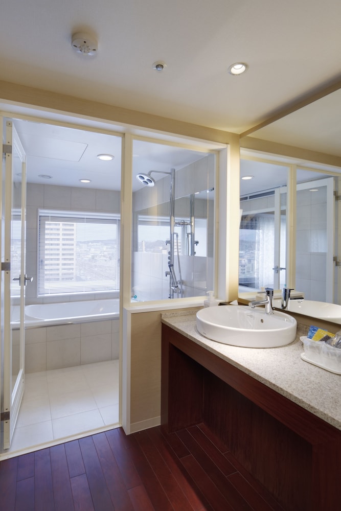 ダブルルーム 禁煙 バスルーム0 | ホテルメトロポリタン秋田