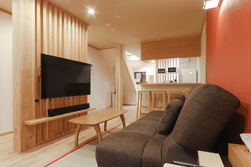 Shiki Homes | ZEN FUYACHO 善 麸屋町 リビングルーム0 | Shiki Homes 善 麩屋町