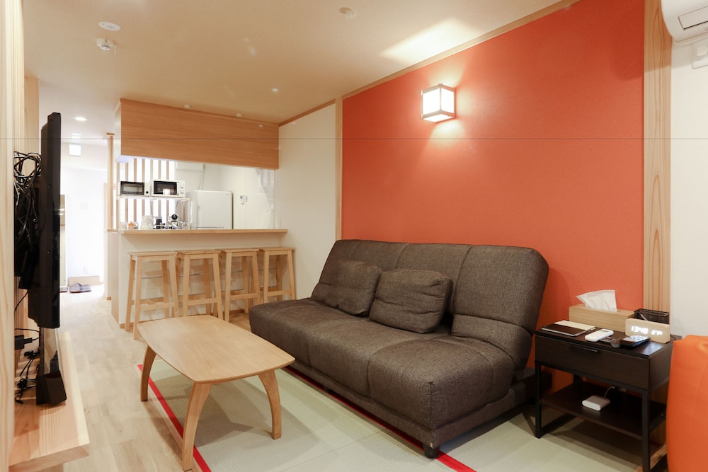 Shiki Homes | ZEN FUYACHO 善 麸屋町 リビング エリア0 | Shiki Homes 善 麩屋町