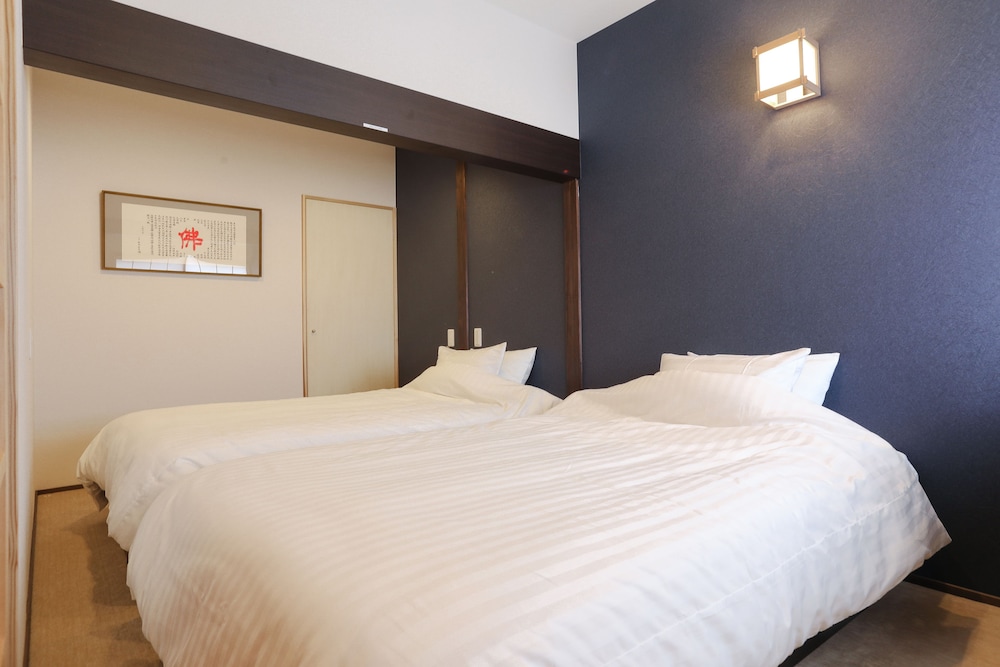 Shiki Homes | ZEN FUYACHO 善 麸屋町 客室1 | Shiki Homes 善 麩屋町