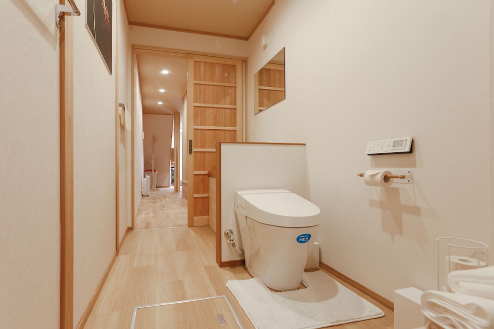 Shiki Homes | ZEN FUYACHO 善 麸屋町 バスルーム0 | Shiki Homes 善 麩屋町