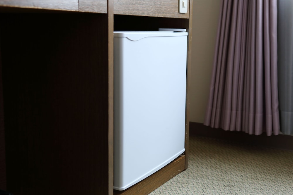 セミダブルルーム 禁煙 小型冷蔵庫0 | ホテルレオン浜松