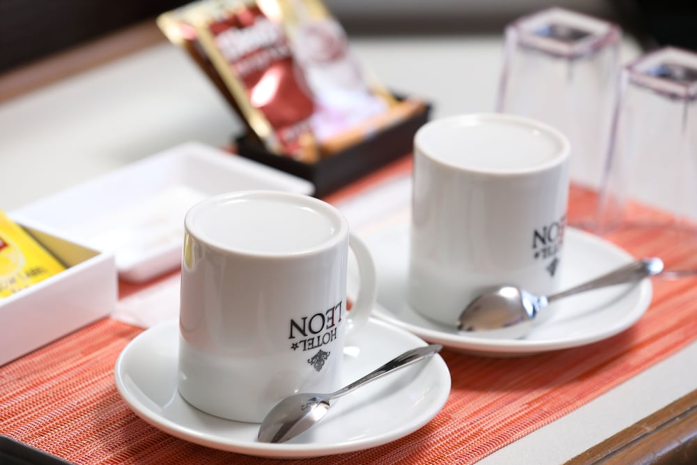 セミダブルルーム 禁煙 コーヒー / コーヒーメーカー0 | ホテルレオン浜松