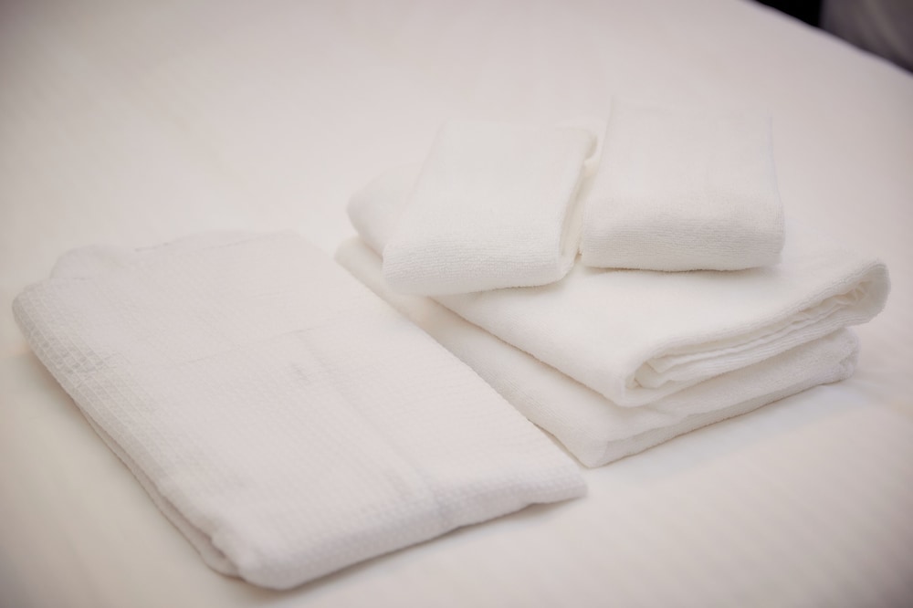 デラックス ツインルーム 客室7 | RJ ホテル那覇