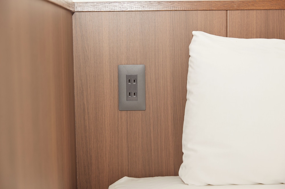 デラックス ツインルーム 客室10 | RJ ホテル那覇