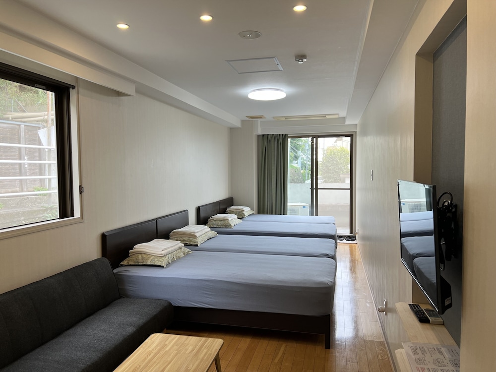 204個室　32インチ液晶ＴＶあり、洋室、スタンダードルーム、パーシャルシービュー 禁煙 | 熱海温泉 GUEST HOUSE 惠