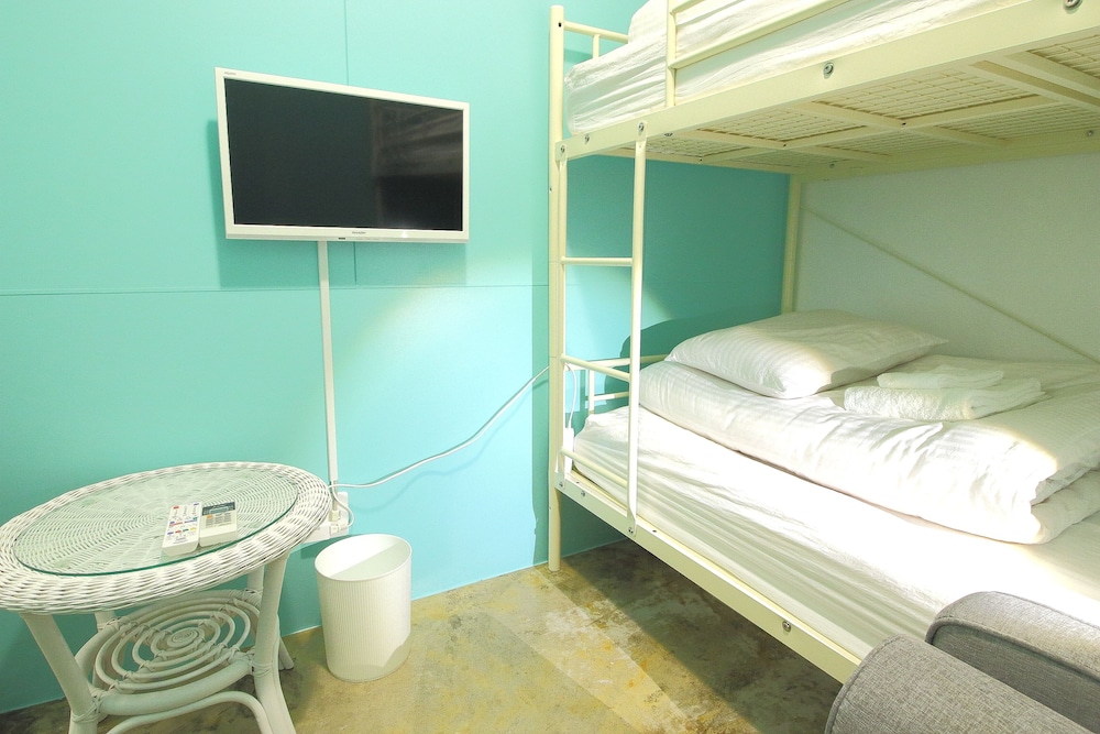 コンパクトプライベートルーム 客室の設備とサービス1 | シーウォールホステル
