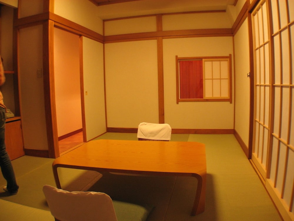 客室1 | ホテルいづみや