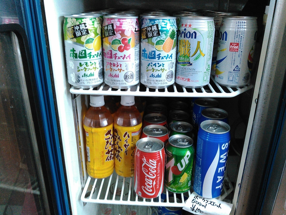 自動販売機1 | ゲストハウス宮古島 自動販売機1 | ゲストハウス宮古島