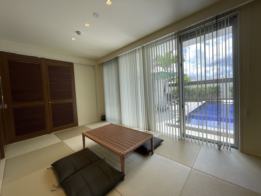 ORCHID 客室3 | Ahman Suite Villa Sumuide
