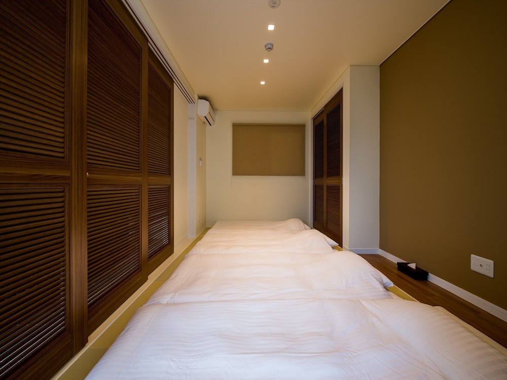 ANTHURIUM 客室4 | Ahman Suite Villa Sumuide