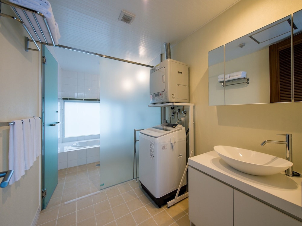 PLAGE ランドリー0 | Ahman Suite Villa Sumuide