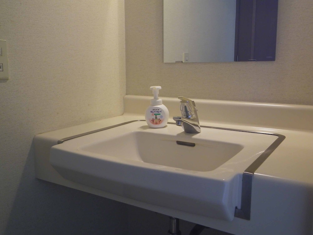 和室7.5畳（バス・トイレ無） バスルームのシンク0 | リゾートイン村田