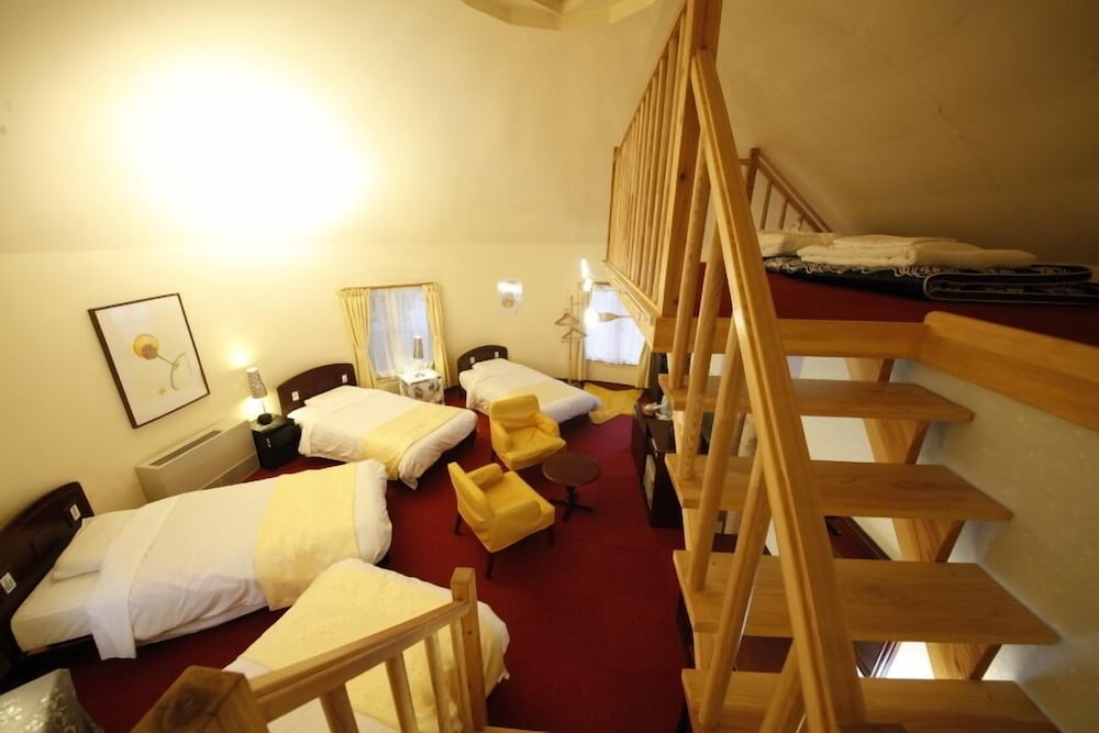 スローハウスヴィラ エトワールルーム 禁煙(チェックイン場所 ログハウス管理棟) 客室1 | 御殿場高原時之栖