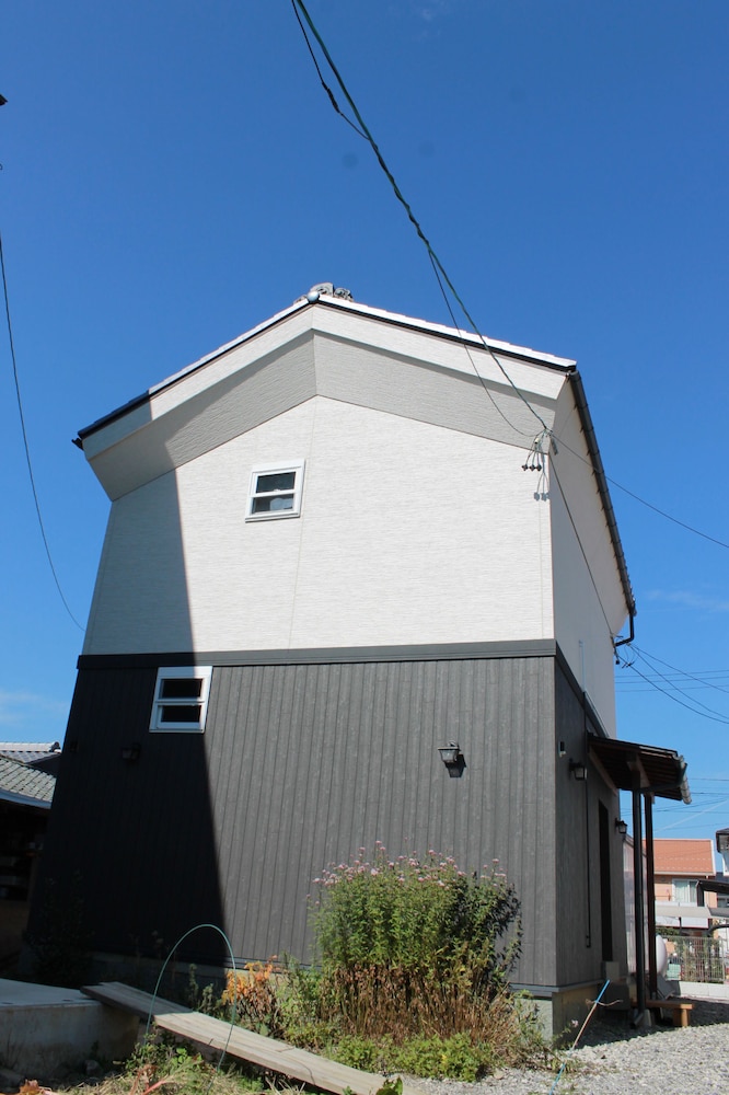 蔵 | L - BASE