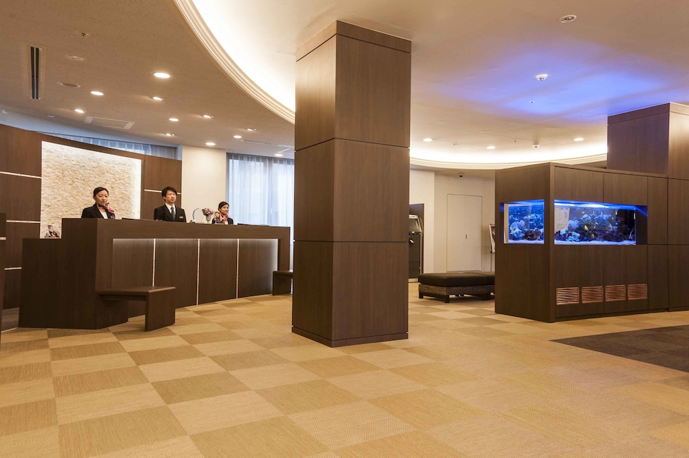 フロント1 | リッチモンドホテル那覇久茂地